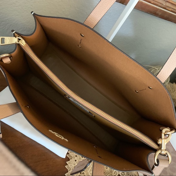 New Coach large satchel ♥️ - Picture 4 of 8